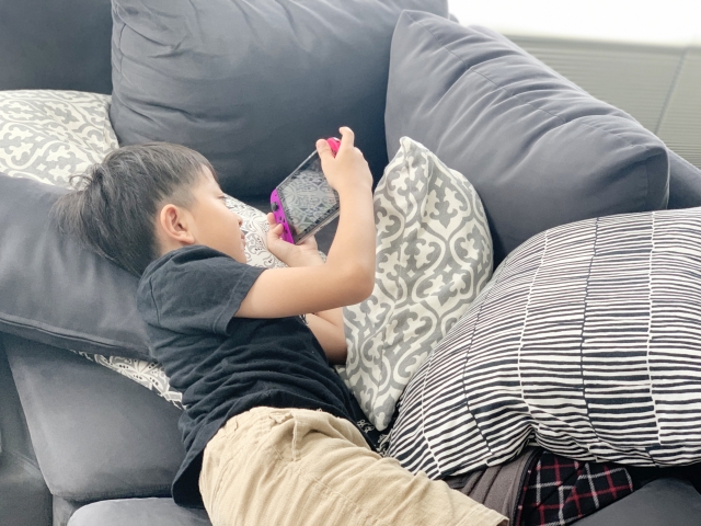 ゲーム部屋を作りたい！子供の安全と集中が両立できる部屋作りをご紹介